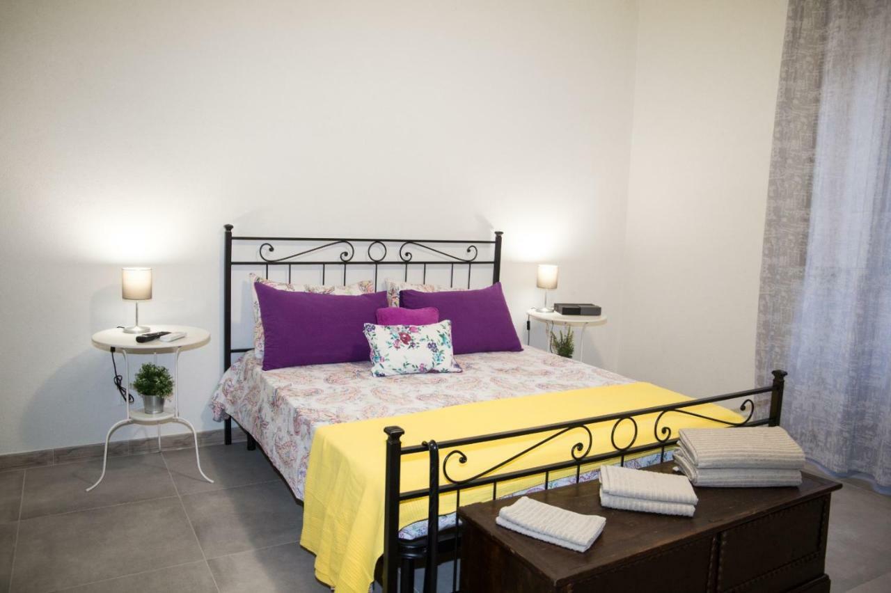 Aus Holiday Catania Villa ภายนอก รูปภาพ